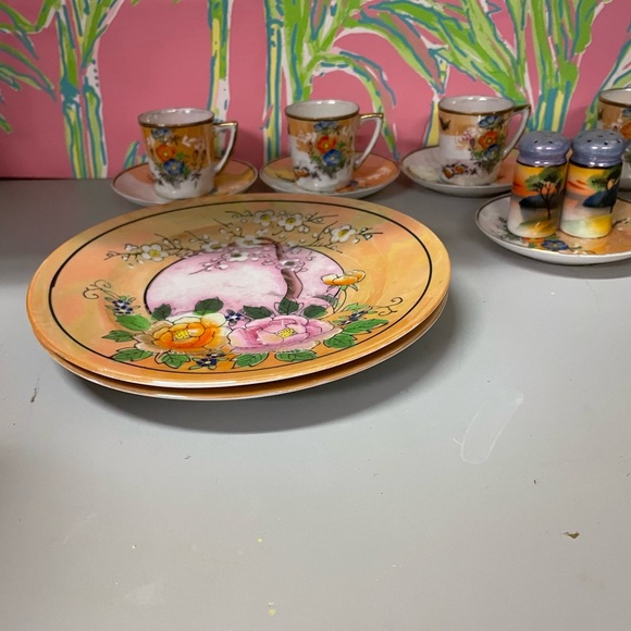 Vintage-Hand Painted CeramicCruetSet,1920's Japan,serving dish(2),cups/saucers 4 - Picture 11 of 16